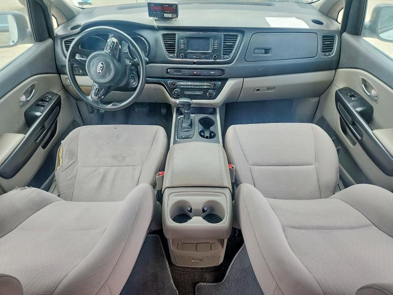 55612596 :رقم المزاد ، KNDMA5C19H6279652 vin ، 2017 Kia Sedona مزاد بيع