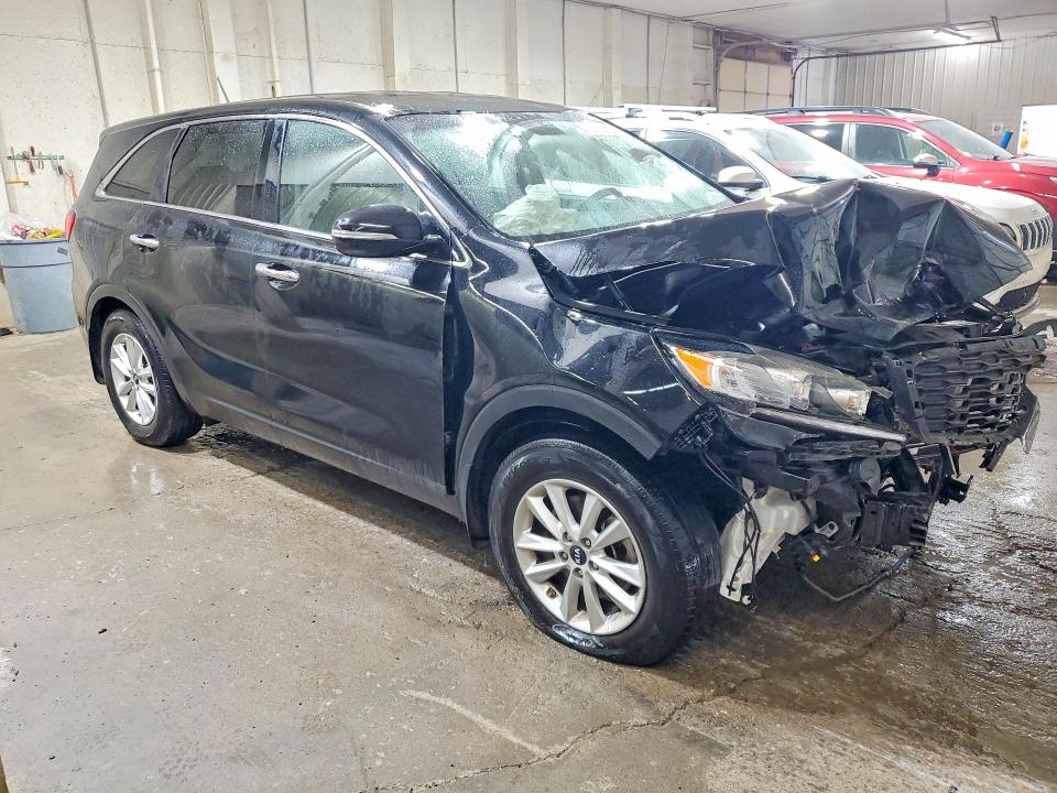 2019 Kia Sorento მანქანა იყიდება აუქციონზე, vin: 5XYPG4A32KG596381, აუქციონის ნომერი: 58689136