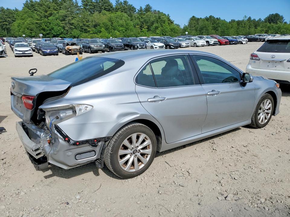 Продажа на аукционе авто 2018 Toyota Camry, vin: 4T1B11HK2JU628164, номер лота: 55361976
