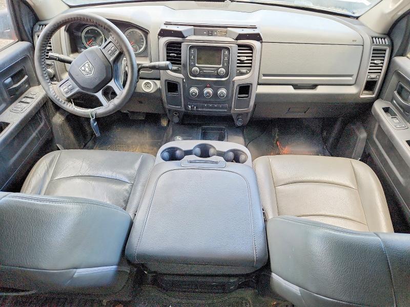 54314326 :رقم المزاد ، 3C63RRGL1HG736886 vin ، 2017 Ram 3500 مزاد بيع