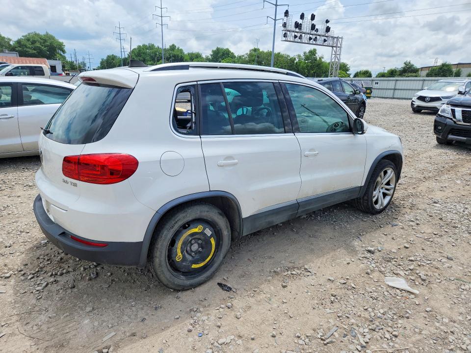 56745676 :رقم المزاد ، WVGAV7AX0CW001804 vin ، 2012 Volkswagen Tiguan مزاد بيع