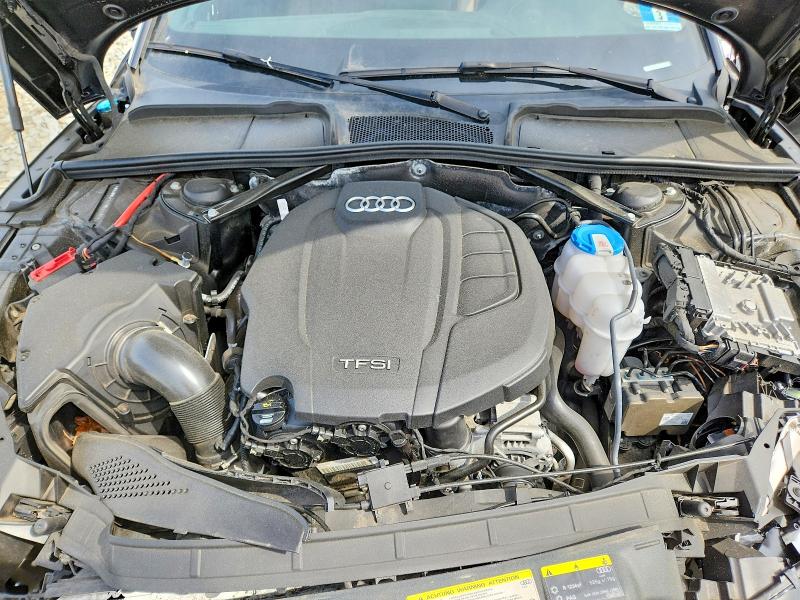 57019186 :رقم المزاد ، WAUWNGF54JN011205 vin ، 2018 Audi A5 مزاد بيع