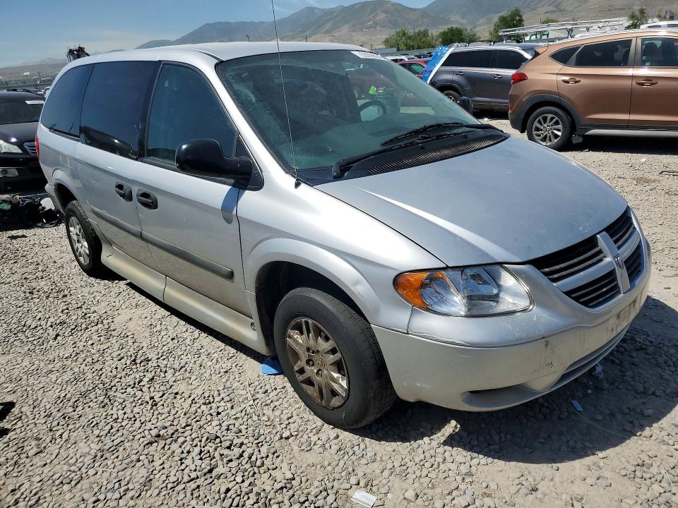 55098646 :رقم المزاد ، 1D4GP24R05B252876 vin ، 2005 Dodge Grand Caravan مزاد بيع