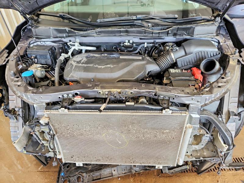 58696306 :رقم المزاد ، 5FNRL6H89JB098847 vin ، 2018 Honda Odyssey مزاد بيع