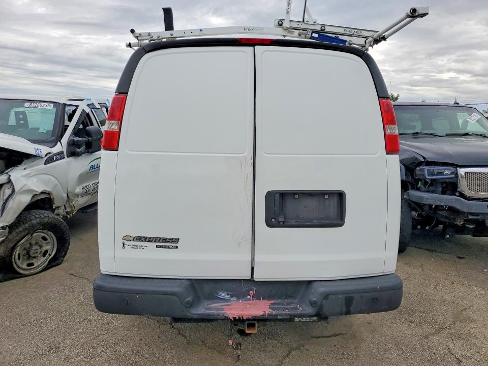 55128436 :رقم المزاد ، 1GCZGGFG2G1141429 vin ، 2016 Chevrolet Express G3500 مزاد بيع