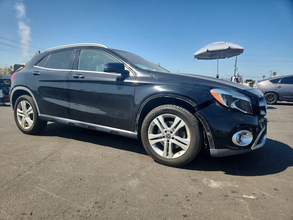 2019 Mercedes-benz Gla მანქანა იყიდება აუქციონზე, vin: WDCTG4GB2KJ586361, აუქციონის ნომერი: 55639116