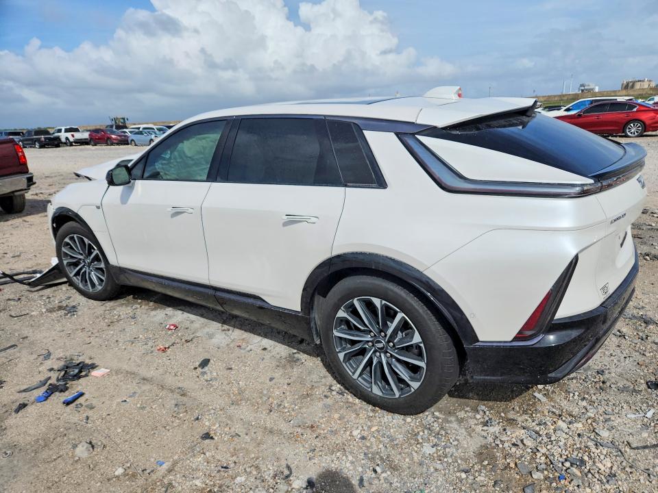 55444946 :رقم المزاد ، 1GYKPVRK9RZ113213 vin ، 2024 Cadillac Lyriq مزاد بيع