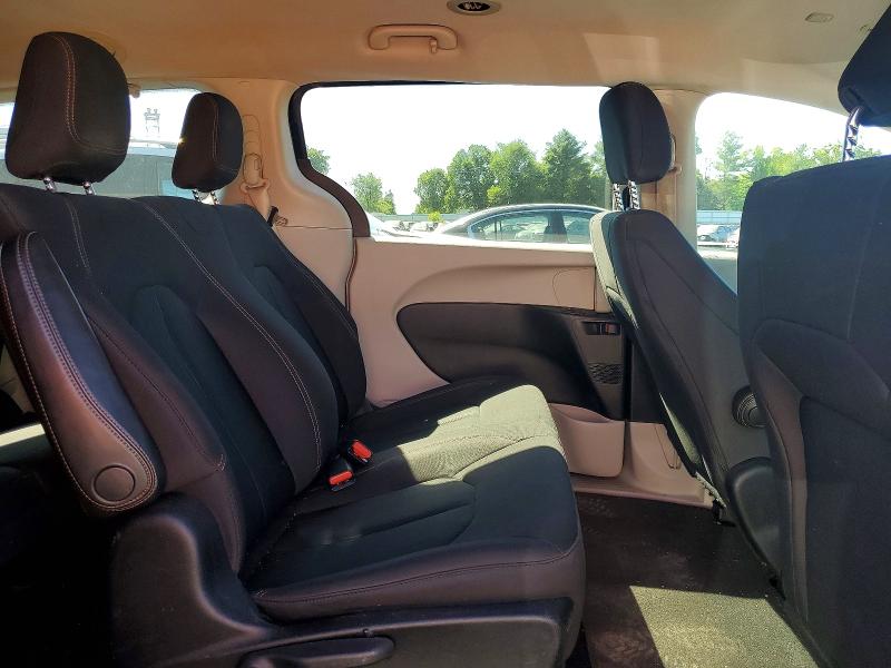 54614216 :رقم المزاد ، 2C4RC1AG1JR356934 vin ، 2018 Chrysler Pacifica مزاد بيع