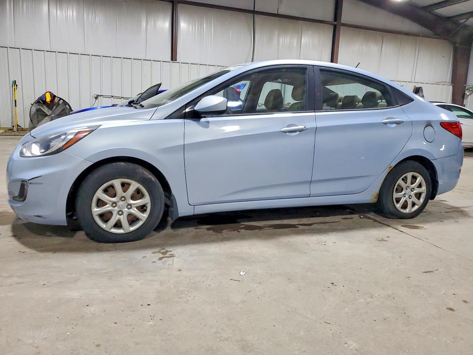 58731496 :رقم المزاد ، KMHCT4AE8DU582414 vin ، 2013 Hyundai Accent مزاد بيع