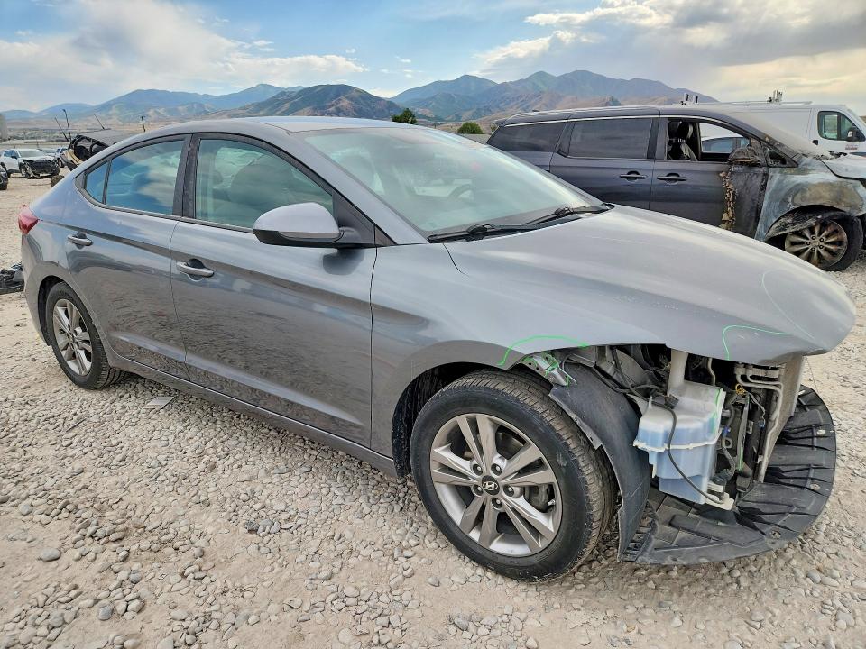 Продажа на аукционе авто 2018 Hyundai Elantra, vin: KMHD84LFXJU498702, номер лота: 57916166