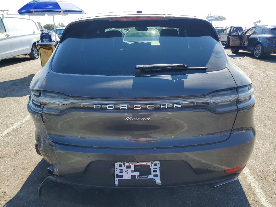 56282276 :رقم المزاد ، WP1AA2A51KLB00714 vin ، 2024 Porsche Macan مزاد بيع