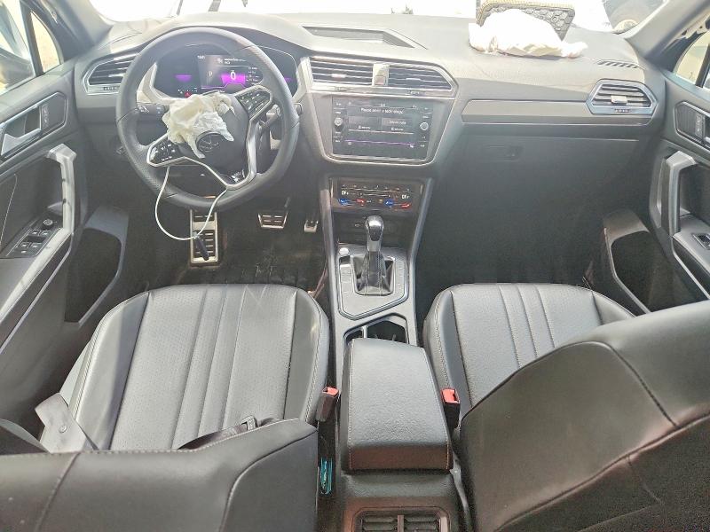 55366576 :رقم المزاد ، 3VVCB7AX2NM118486 vin ، 2022 Volkswagen Tiguan مزاد بيع