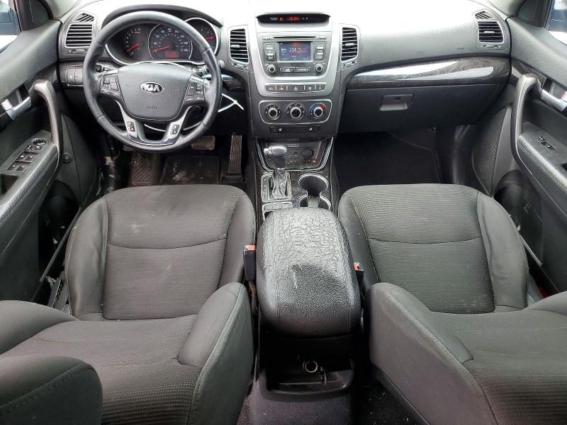 55832186 :رقم المزاد ، 5XYKT4A64FG628592 vin ، 2015 Kia Sorento مزاد بيع