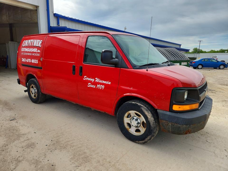 56410126 :رقم المزاد ، 1GCFG154881101686 vin ، 2008 Chevrolet Express G1500 مزاد بيع