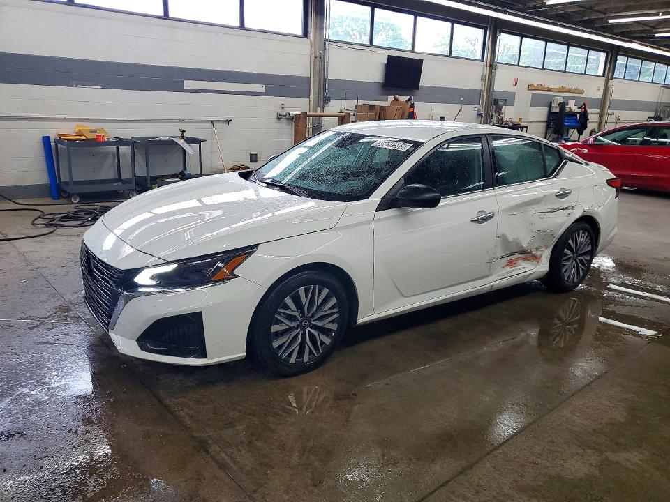 56652586 :رقم المزاد ، 1N4BL4DV4SN399083 vin ، 2025 Nissan Altima مزاد بيع