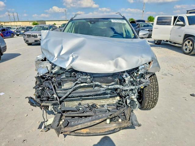57525166 :رقم المزاد ، KNMAT2MT4LP533640 vin ، 2020 Nissan Rogue مزاد بيع