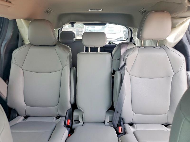 56638666 :رقم المزاد ، 5TDYRKEC2SS227911 vin ، 2025 Toyota Sienna مزاد بيع