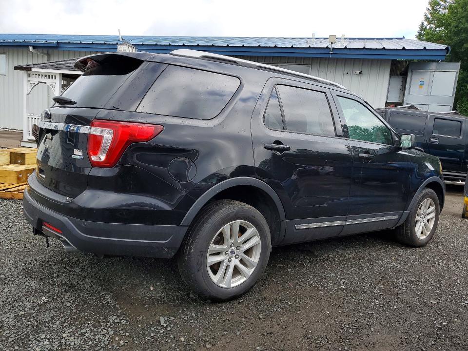 59165666 :رقم المزاد ، 1FM5K8DH1JGC21514 vin ، 2018 Ford Explorer مزاد بيع