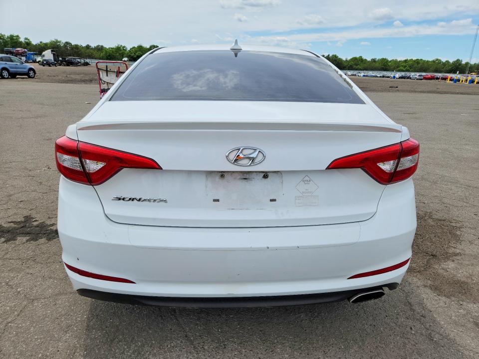 2015 Hyundai Sonata მანქანა იყიდება აუქციონზე, vin: 5NPE24AF8FH208407, აუქციონის ნომერი: 57757306