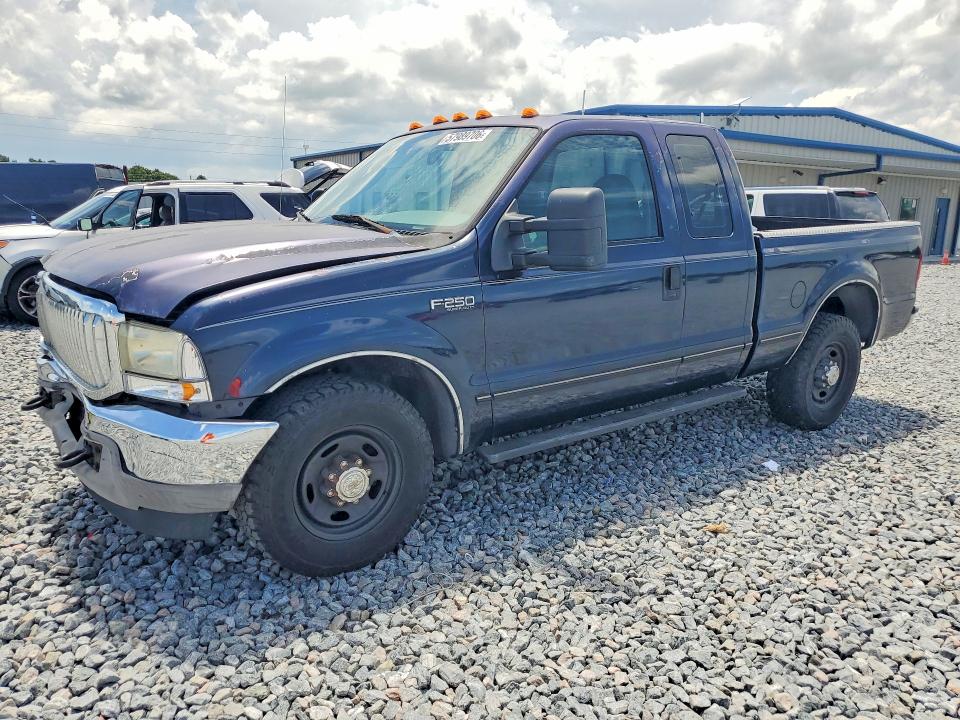 57989706 :رقم المزاد ، 1FTNX20L53ED75333 vin ، 2003 Ford F250 مزاد بيع
