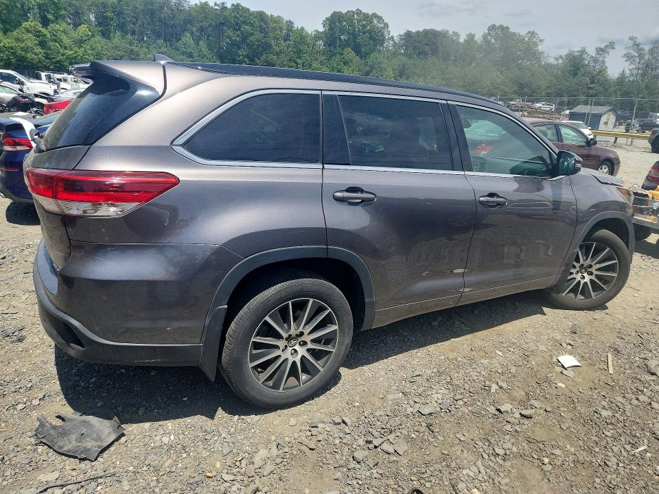 Aukcja sprzedaży 2017 Toyota Highlander, vin: 5TDJZRFH8HS393282, numer aukcji: 56711256