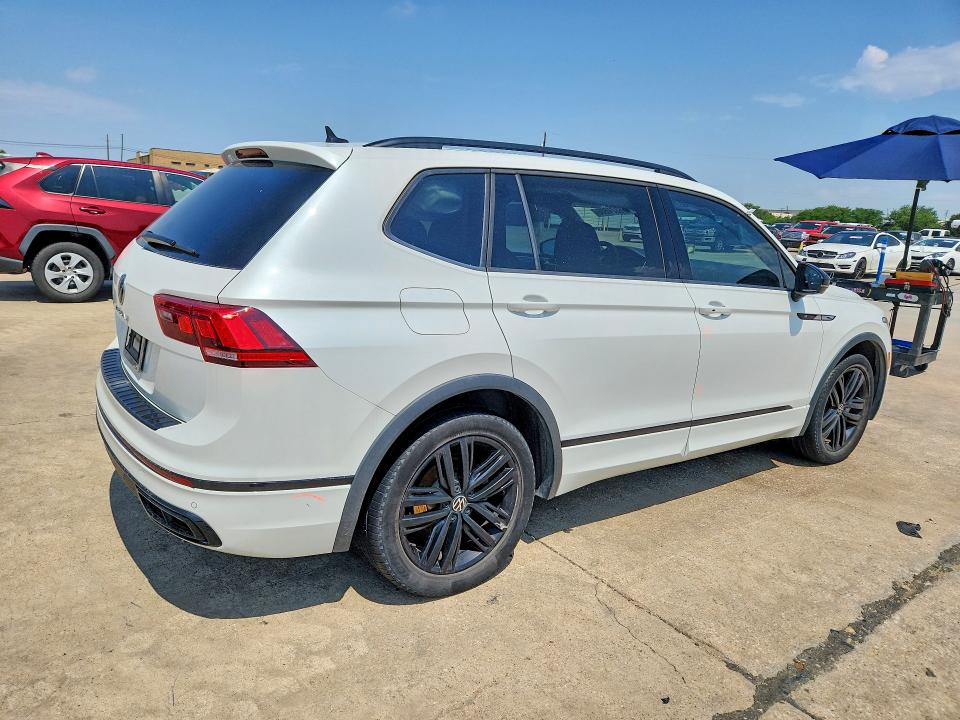 Продажа на аукционе авто 2022 Volkswagen Tiguan, vin: 3VVCB7AX5NM170131, номер лота: 58374606