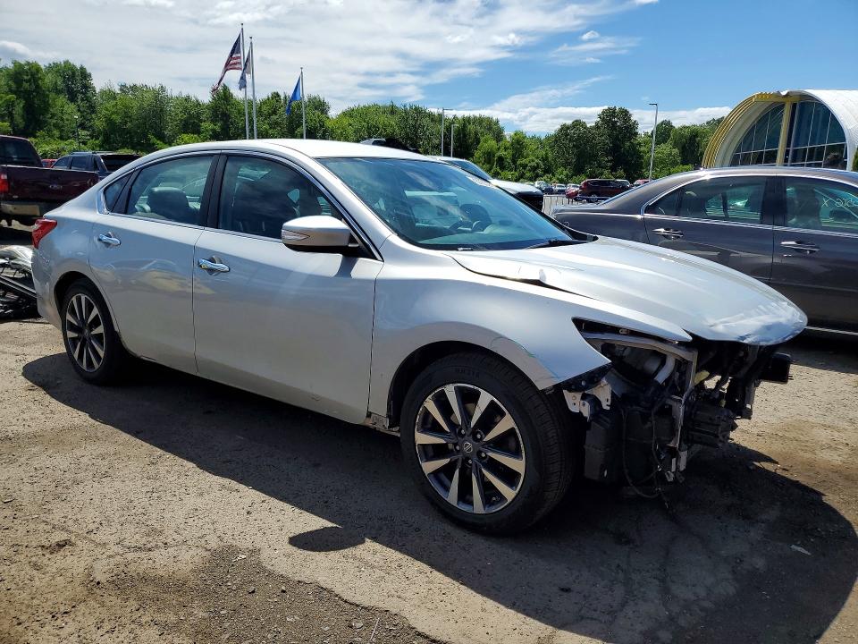 2017 Nissan Altima მანქანა იყიდება აუქციონზე, vin: 1N4AL3AP9HC169068, აუქციონის ნომერი: 57052776