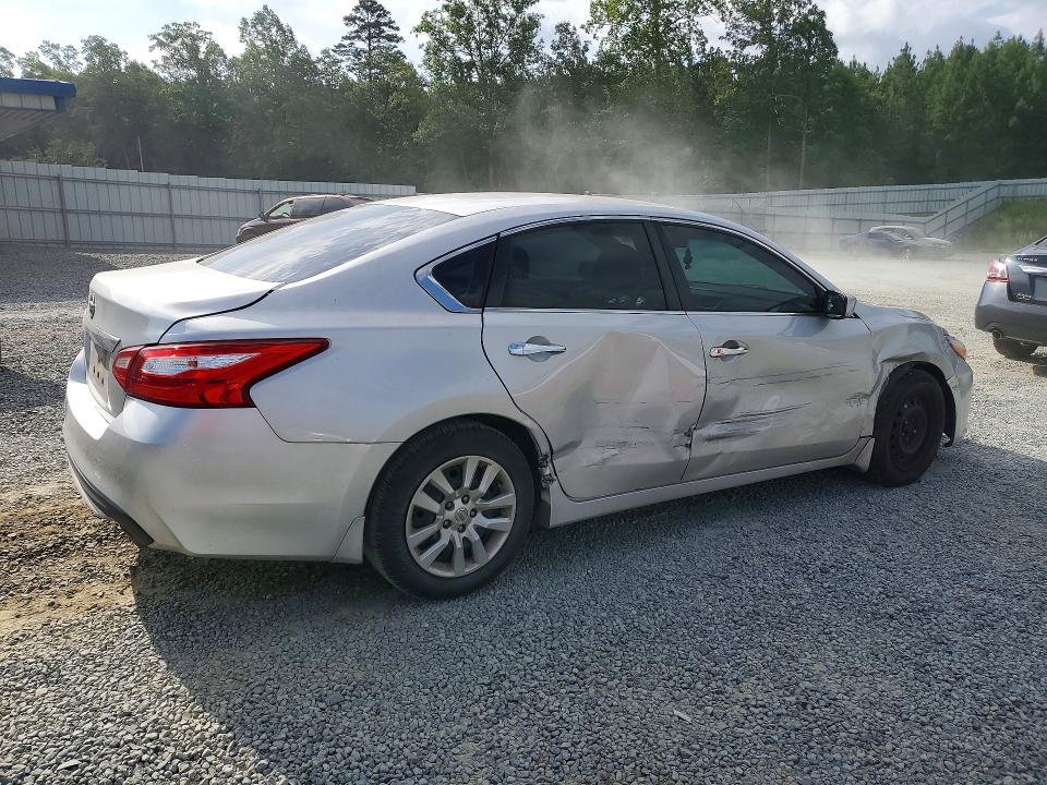 Продаж на аукціоні авто 2017 Nissan Altima, vin: 1N4AL3AP3HC229474, номер лоту: 57142836