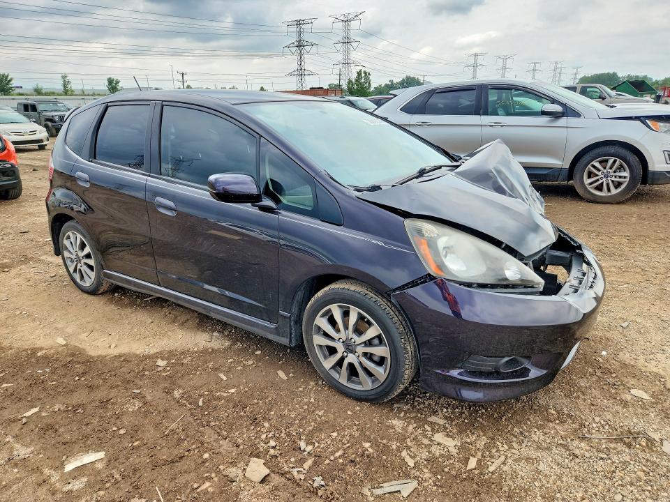 Продаж на аукціоні авто 2013 Honda Fit, vin: JHMGE8H56DC036745, номер лоту: 56592246