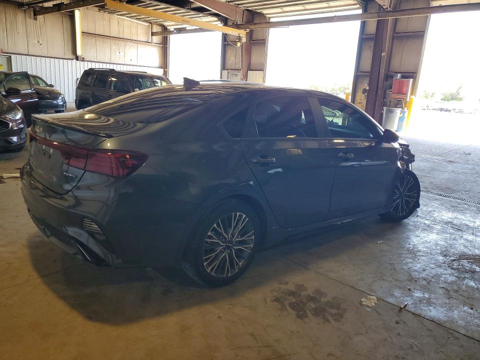 54870676 :رقم المزاد ، 3KPF54AD3RE765468 vin ، 2024 Kia Forte مزاد بيع