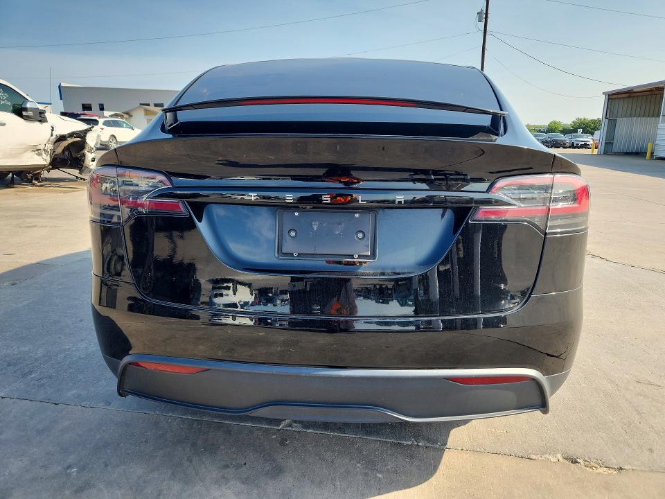 58274796 :رقم المزاد ، 7SAXCDE54PF385322 vin ، 2023 Tesla X مزاد بيع