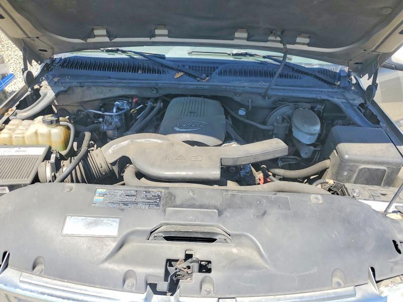 56666376 :رقم المزاد ، 1GNEK13T63J221037 vin ، 2003 Chevrolet Tahoe مزاد بيع