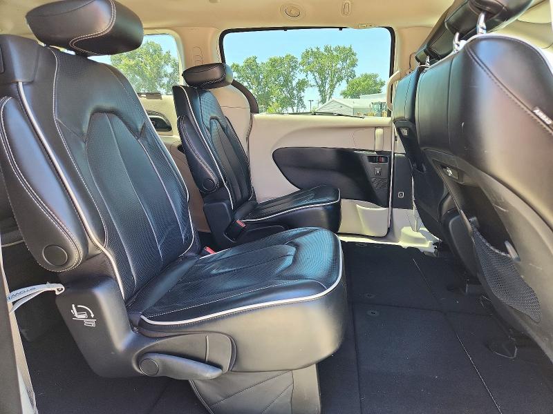 57399096 :رقم المزاد ، 2C4RC1GG1NR210031 vin ، 2022 Chrysler Pacifica مزاد بيع