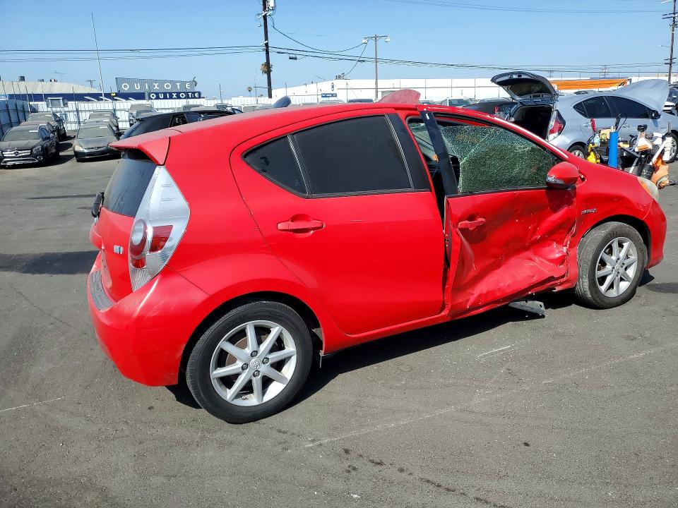 55427306 :رقم المزاد ، JTDKDTB39E1059880 vin ، 2014 Toyota Prius C مزاد بيع