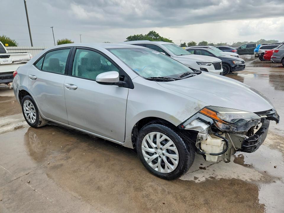Продажа на аукционе авто 2017 Toyota Corolla, vin: 5YFBURHE8HP600008, номер лота: 55858026