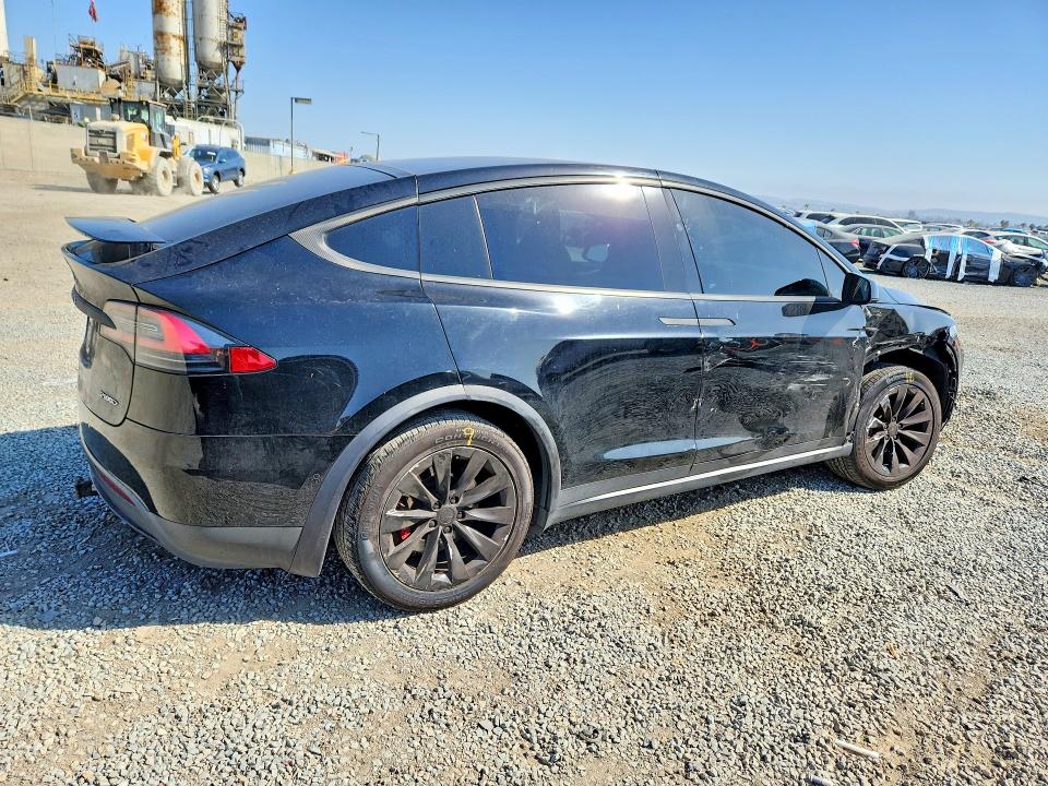 2018 Tesla Model X მანქანა იყიდება აუქციონზე, vin: 5YJXCBE43JF142956, აუქციონის ნომერი: 56355436