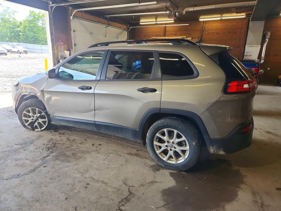 57527586 :رقم المزاد ، 1C4PJMAB9HW557758 vin ، 2017 Jeep Cherokee مزاد بيع