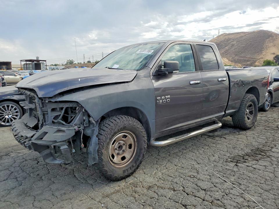 58301706 :رقم المزاد ، 1C6RR6GG3FS607937 vin ، 2015 Ram 1500 مزاد بيع