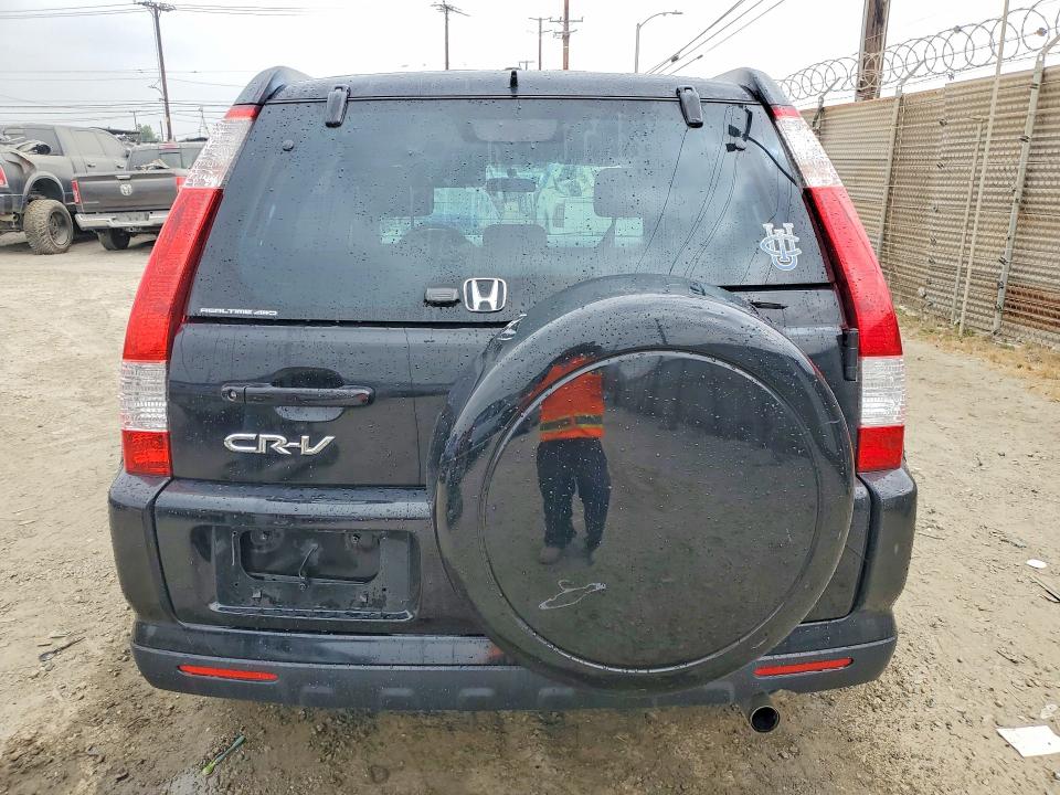 58929816 :رقم المزاد ، JHLRD789X6C012755 vin ، 2006 Honda Cr-v مزاد بيع