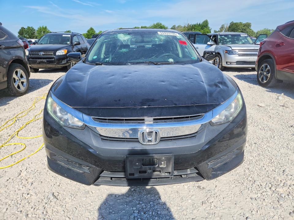 Aukcja sprzedaży 2018 Honda Civic, vin: 19XFC2F75JE044215, numer aukcji: 55933706