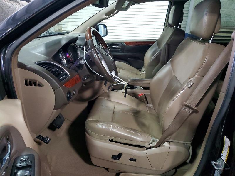 2016 Chrysler Town & Country მანქანა იყიდება აუქციონზე, vin: 2C4RC1GG1GR240701, აუქციონის ნომერი: 58331536