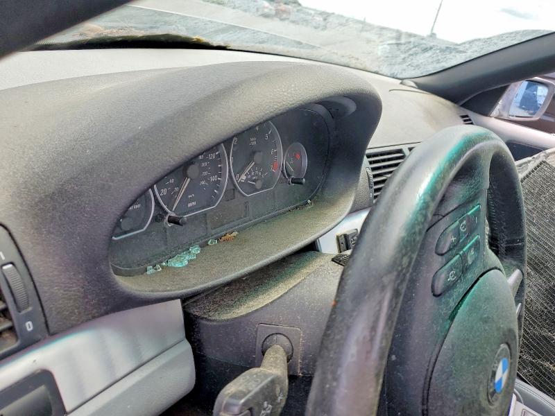 55210596 :رقم المزاد ، WBABW53425PJ96425 vin ، 2005 Bmw 330 مزاد بيع