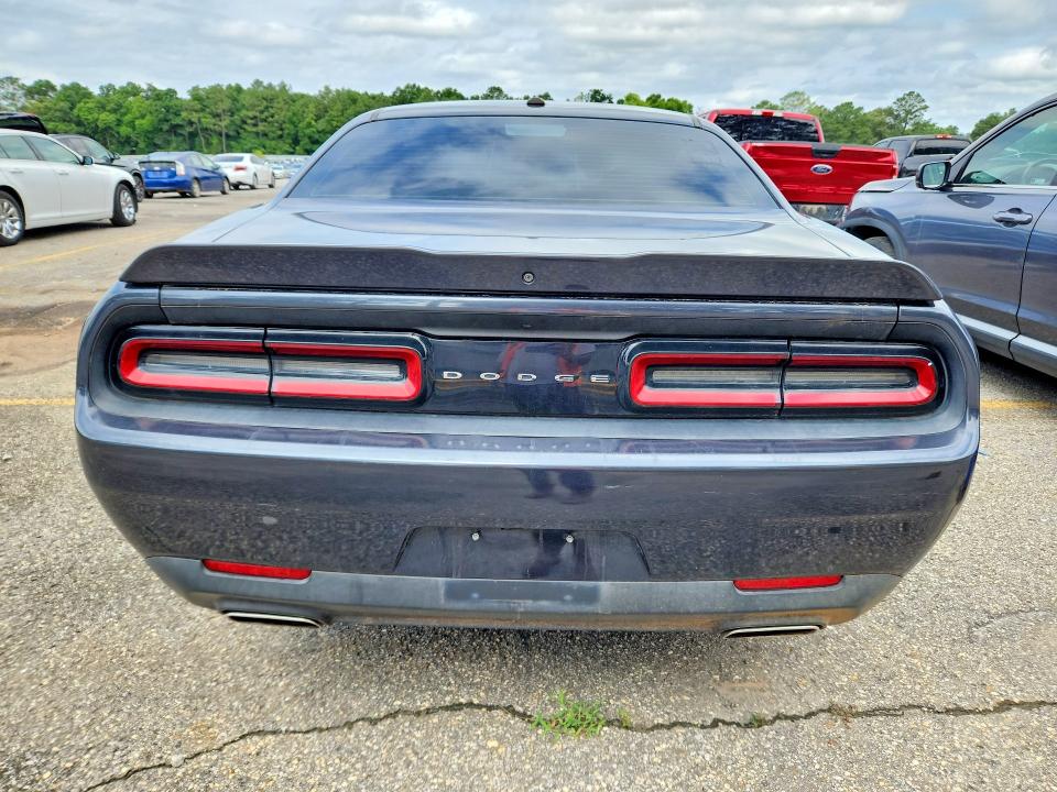 Продаж на аукціоні авто 2018 Dodge Challenger, vin: 2C3CDZAG2JH321542, номер лоту: 55864516