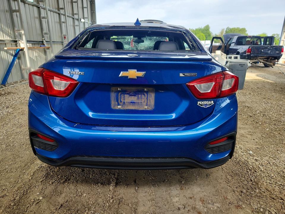 Продаж на аукціоні авто 2018 Chevrolet Cruze, vin: 1G1BF5SM6J7159434, номер лоту: 55794626