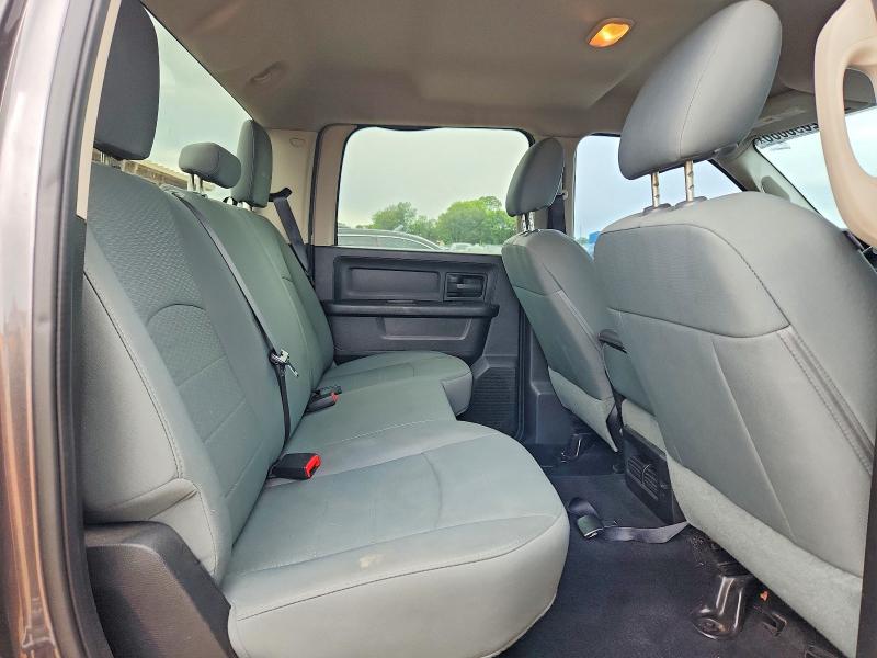 52890686 :رقم المزاد ، 3C6UR5CLXFG667681 vin ، 2015 Ram 2500 مزاد بيع