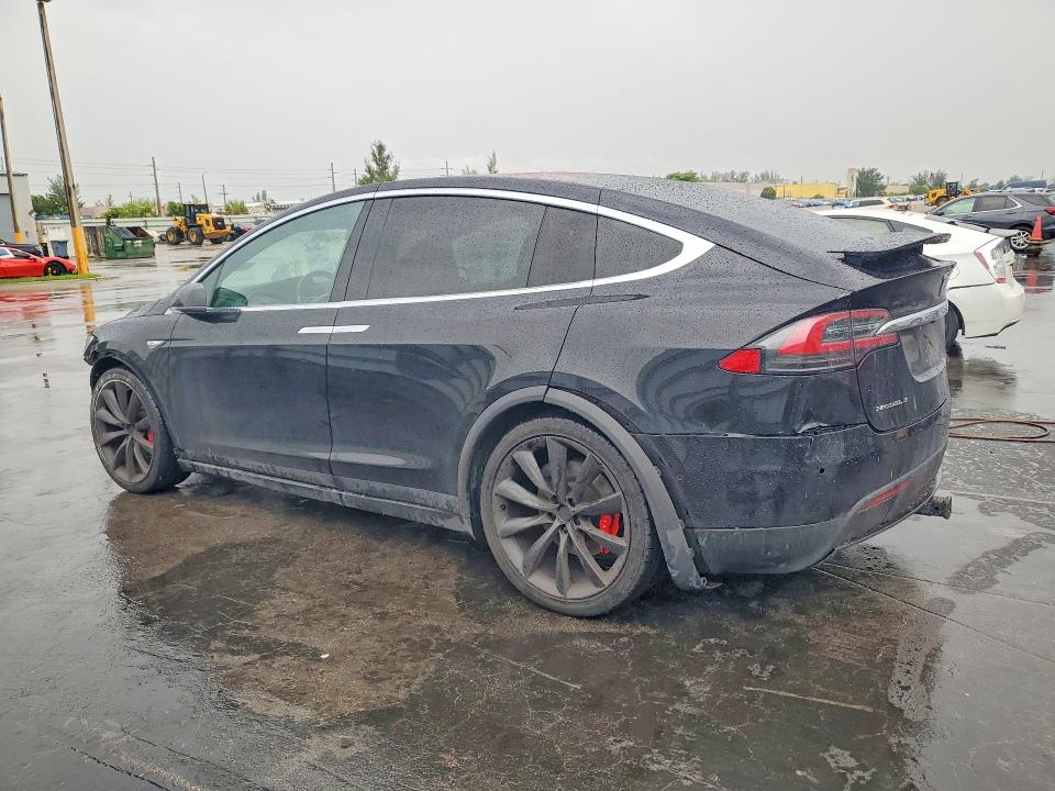 2016 Tesla Model X მანქანა იყიდება აუქციონზე, vin: 5YJXCAE43GF003686, აუქციონის ნომერი: 55729476