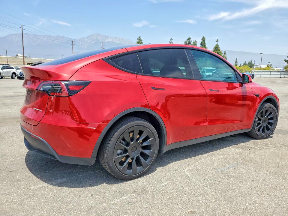 56084176 :رقم المزاد ، 7SAYGDEE8PA041921 vin ، 2023 Tesla Model Y مزاد بيع