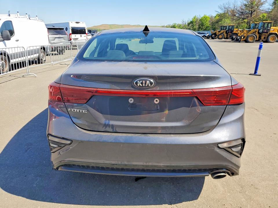 2021 Kia Forte მანქანა იყიდება აუქციონზე, vin: 3KPF24AD6ME269257, აუქციონის ნომერი: 54182576