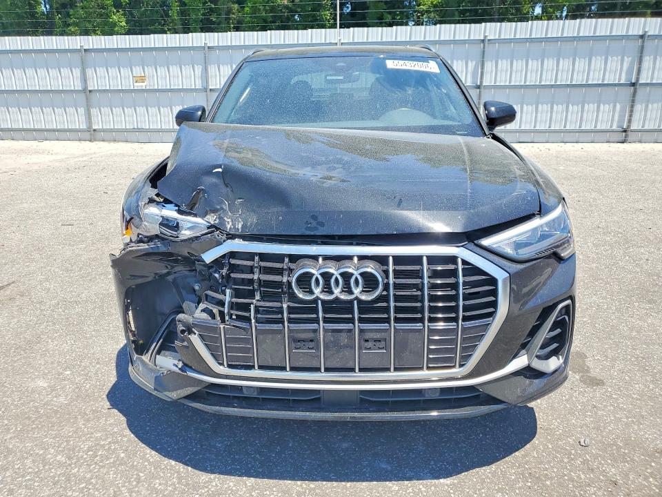 55432006 :رقم المزاد ، WA1DECF35N1114321 vin ، 2022 Audi Q3 مزاد بيع