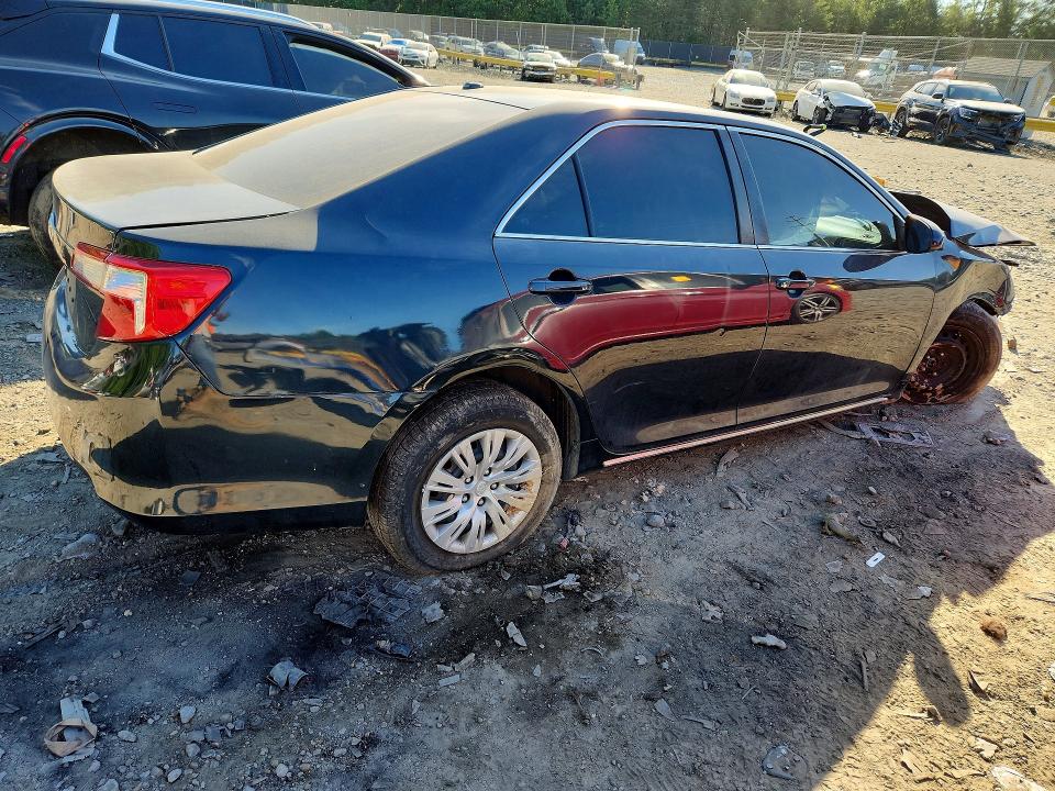 55865996 :رقم المزاد ، 4T4BF1FK5DR314703 vin ، 2013 Toyota Camry مزاد بيع